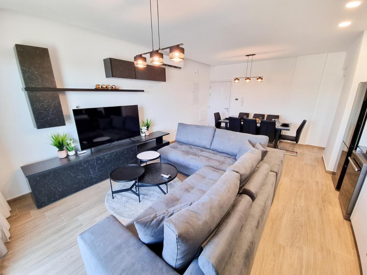 Lucky Strike Apartment พาราลิมนี ภายนอก รูปภาพ