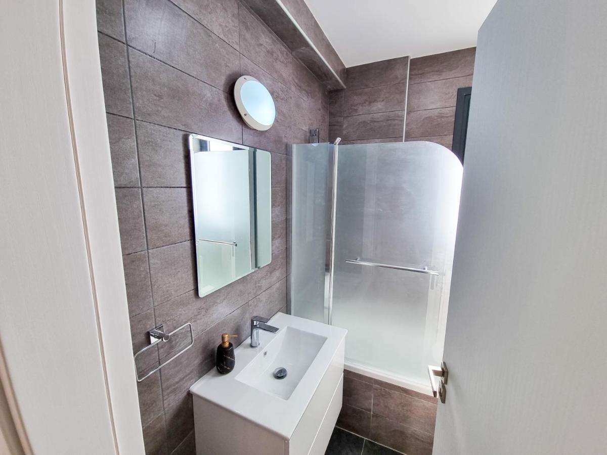 Lucky Strike Apartment พาราลิมนี ภายนอก รูปภาพ